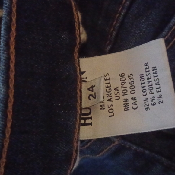 𝅺hudson Jeans, size 24. Great school/ work jeans. Good used condition. - Picture 7 of 9